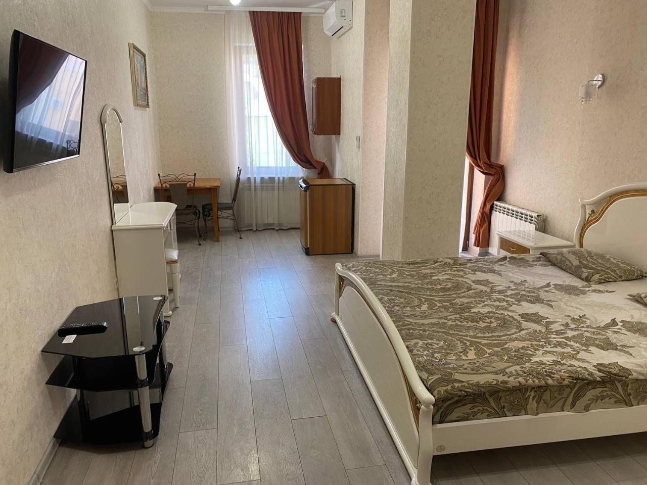 Valencia Hotel Oldenburg Bagian luar foto
